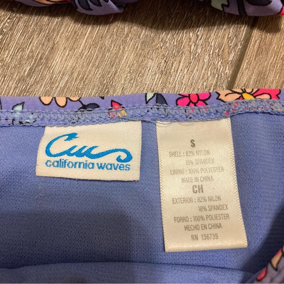 California Waves Floral Bikini Set - Picture 2 of 4